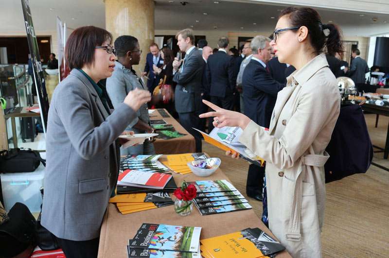 Heather Tang (left), BVI House Asia Chief Operating Officer at the BVI House Asia Table Asian Wealth Management Forum 2015